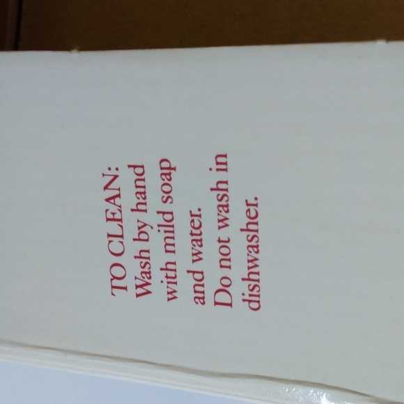 Avon New Vintage 1876 Cape Cod Collection Ruby Red Candy Dish, 6"W - Picture 5 of 7